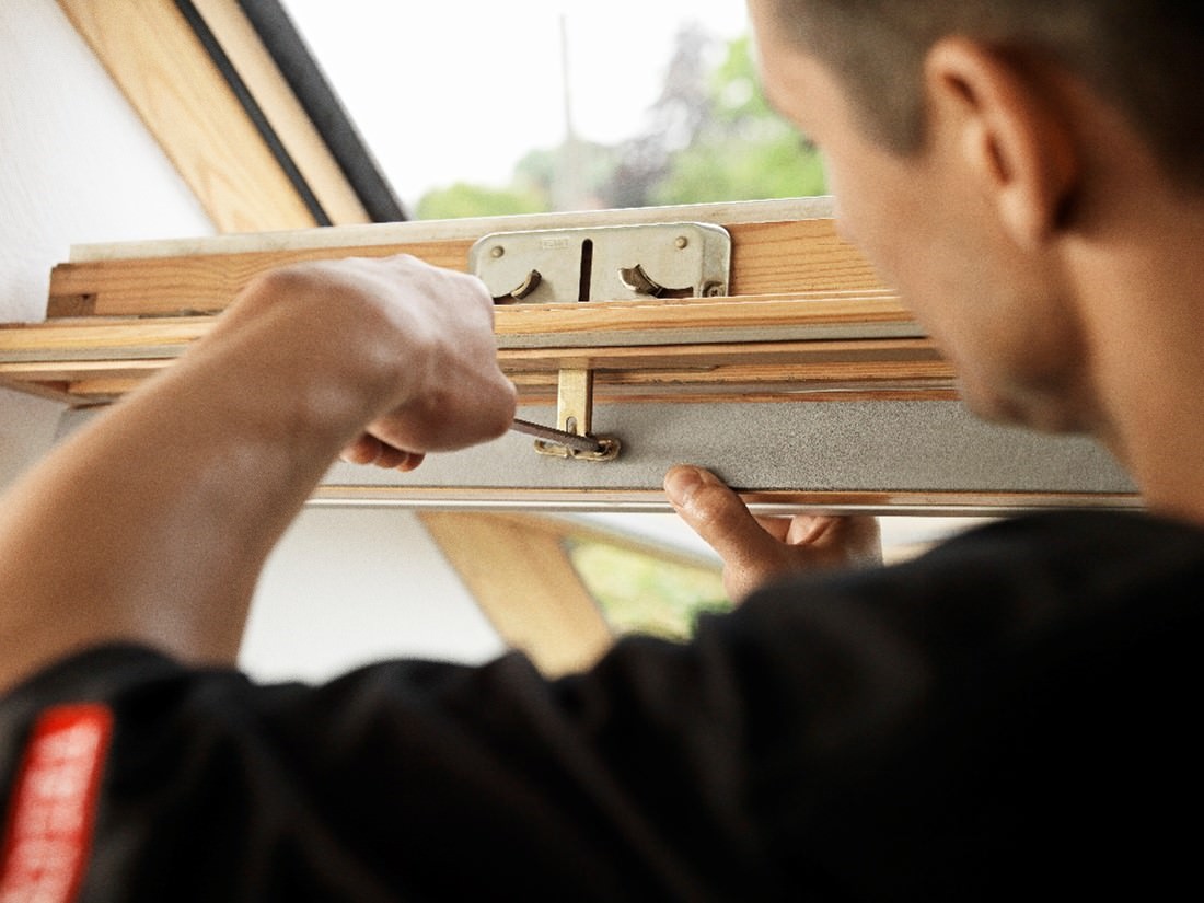 papafingoja-ime-shkaqet-e-zakonshme-te-prishjes-se-parakohshem-te-dritareve-si-ta-shmangni-kete-situate-1